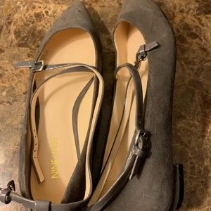 Nine West -Taupe Flats